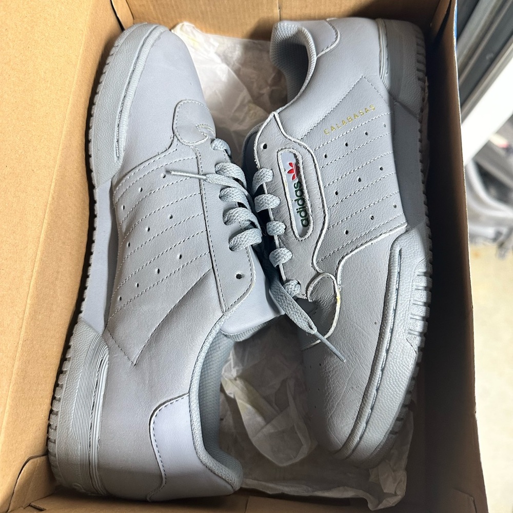 Adidas Yeezy Powerphase